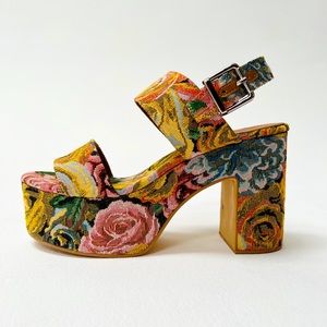 💜 Jeffrey Campbell platform heels